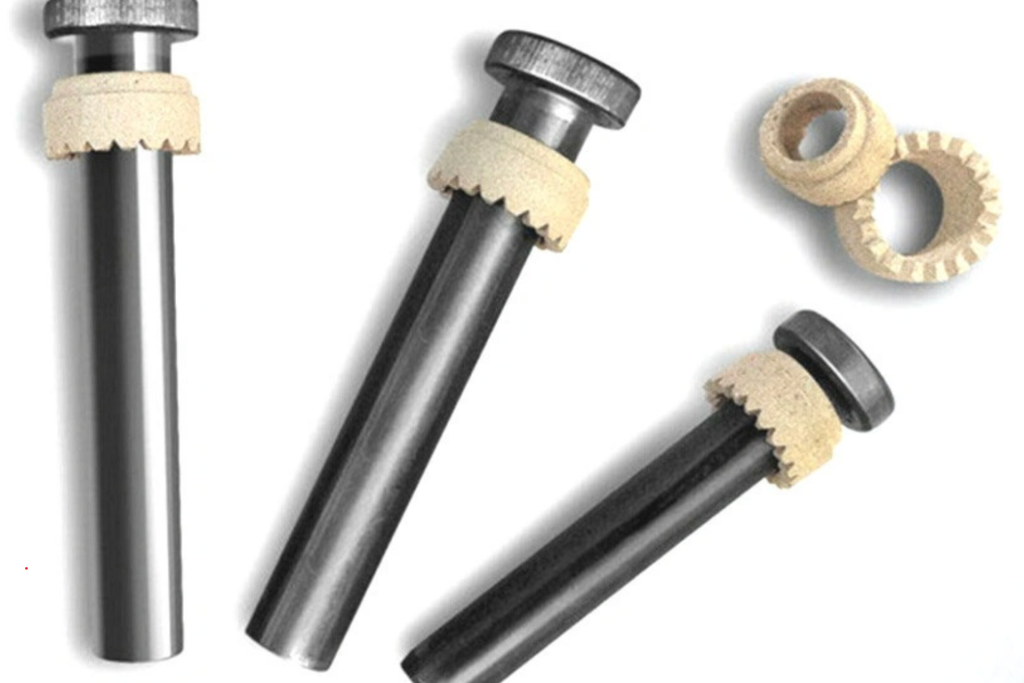 Stud Çivisi